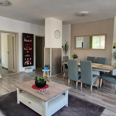 Nagcsaládos Rózsa Apartamento Balatonlelle